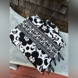 Vera Bradley travel toiletry bag